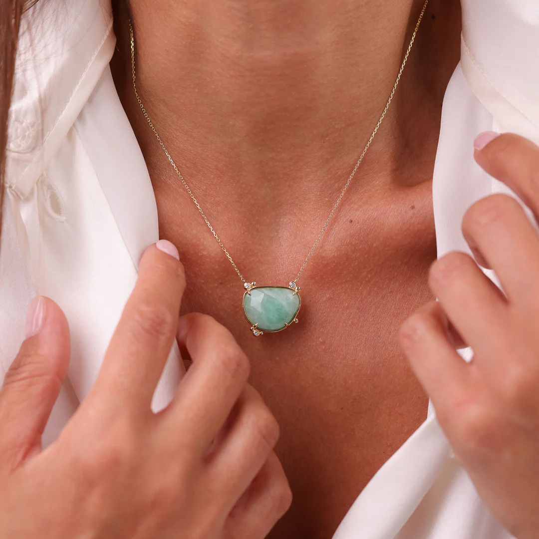 14K Gold Irregular Emerald Necklace  with 3 diamonds - Image 3