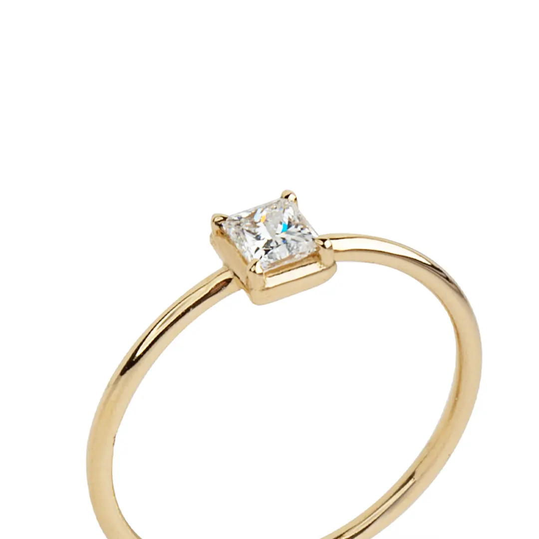 14K Gold Princess Cut Diamond Ring, Minimal Style - Image 2