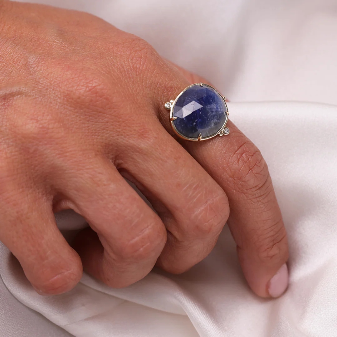 14K Gold Rose Cut Sapphire Ring with 2 Diamonds - Image 3
