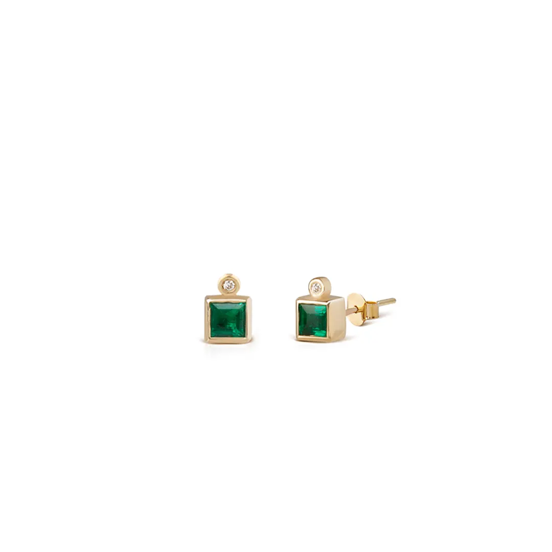 14K Gold Stud Solitair Emerald Princes Cut Earrings with a Tiny Diamond below