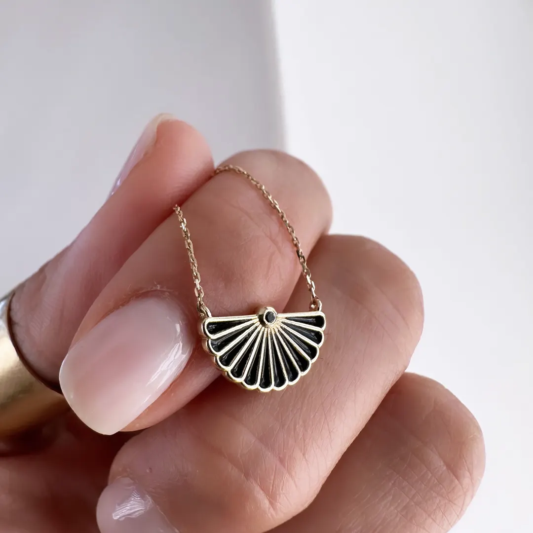 14K Gold Tiny Ventalia Talisman Necklace - Image 4
