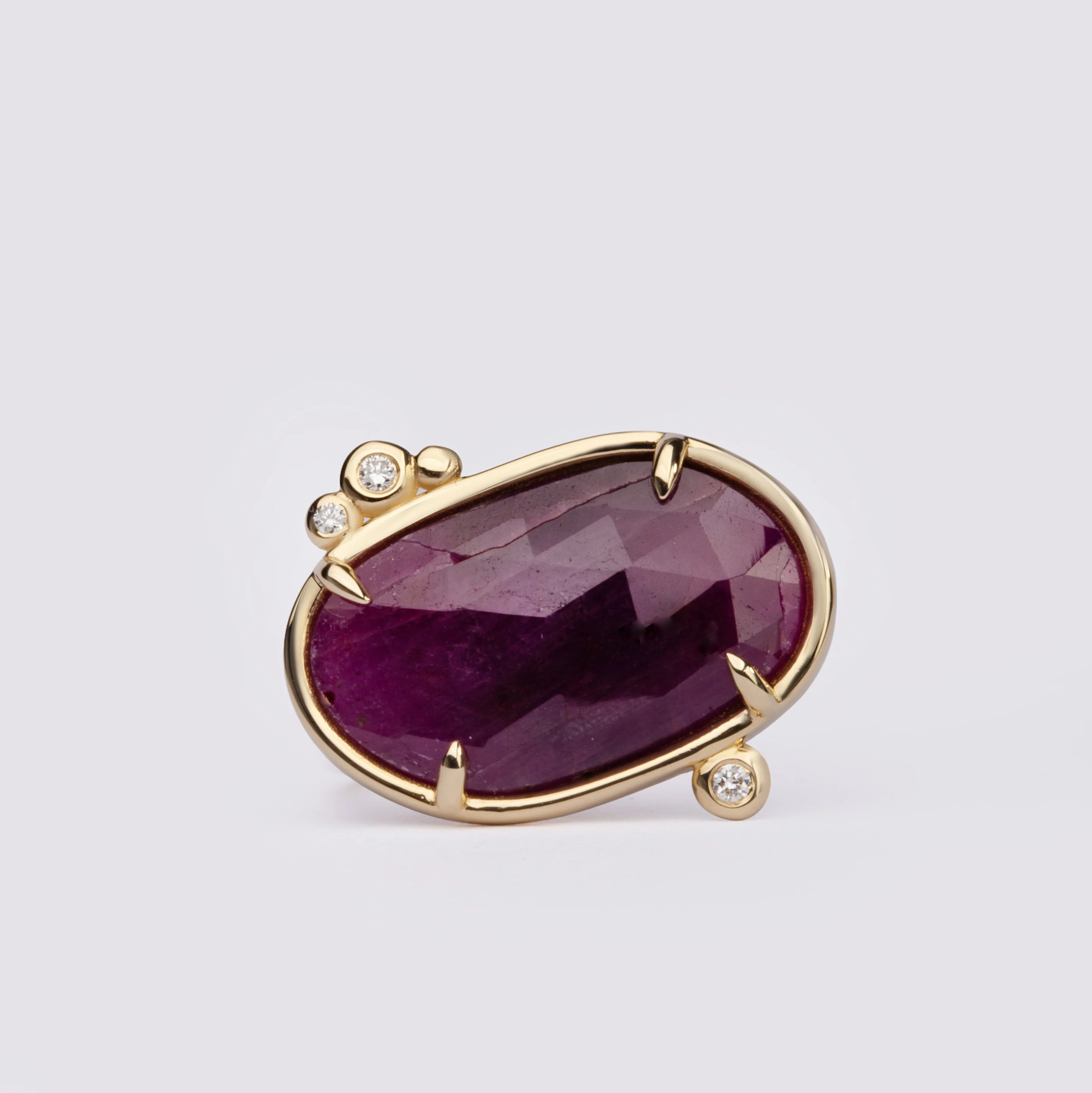 Velvet Oath– 14K Gold Ring with Ruby & Diamonds - Image 3