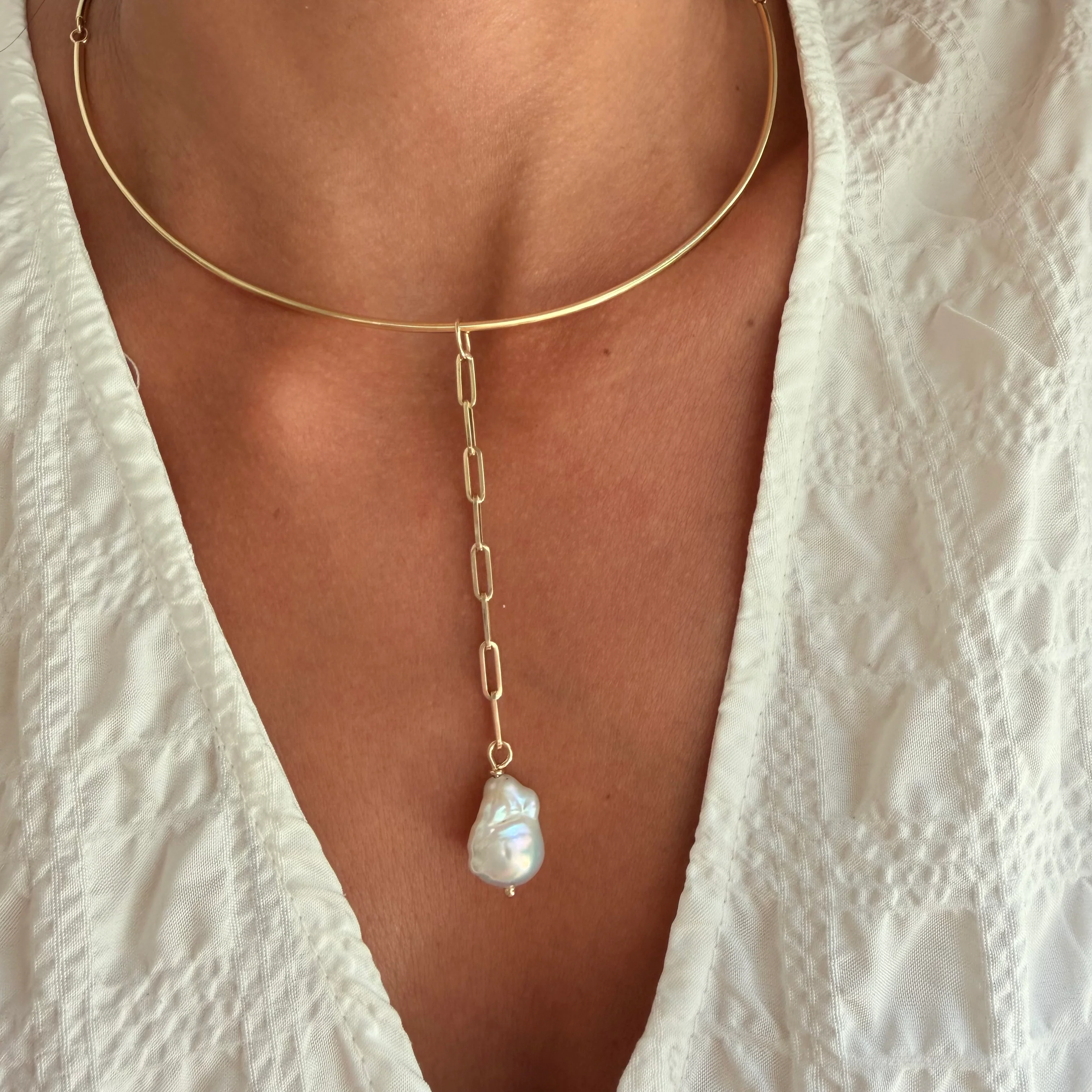 Long Baroque Pearl Chain Motif - Image 8
