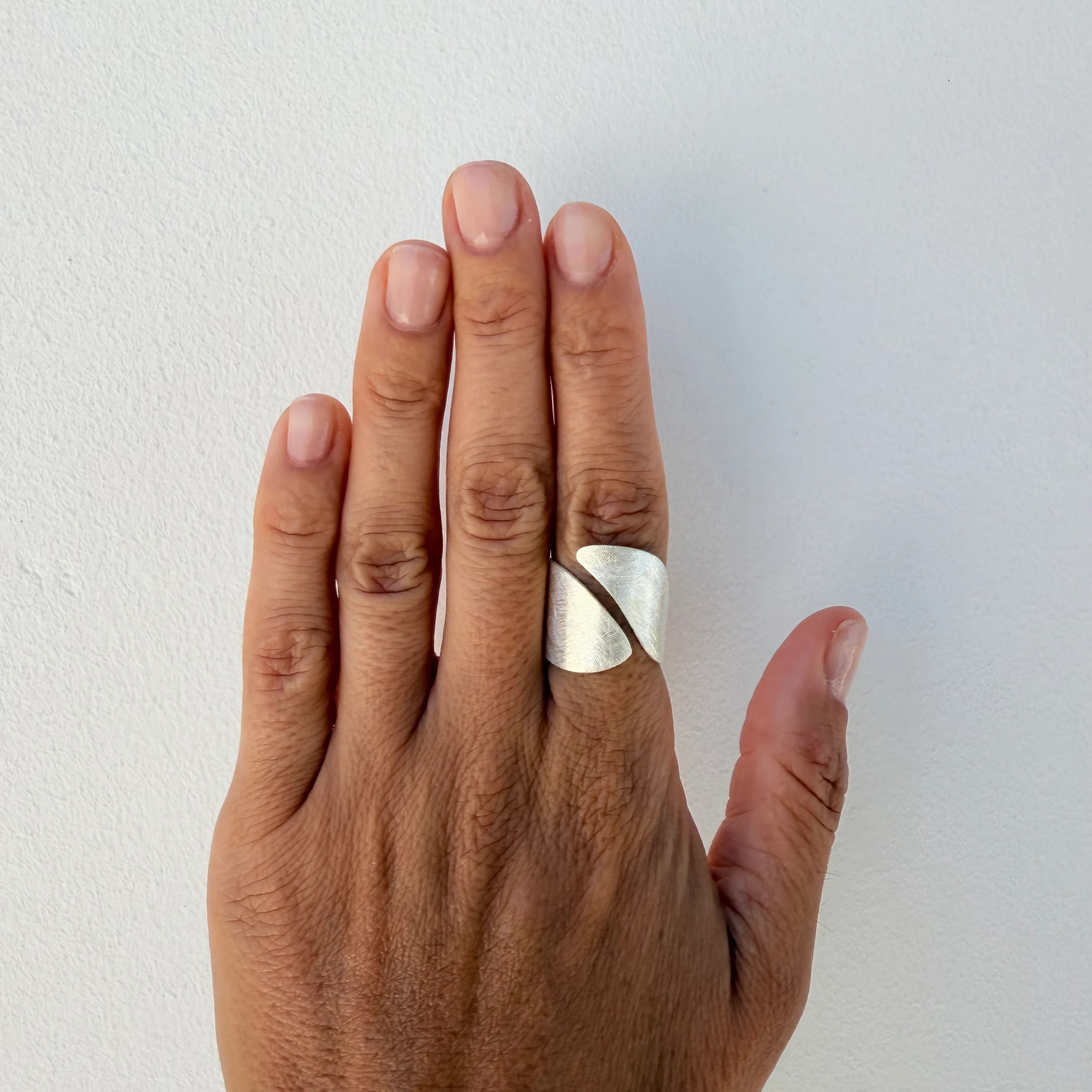 Long Leaf Ring - Image 9